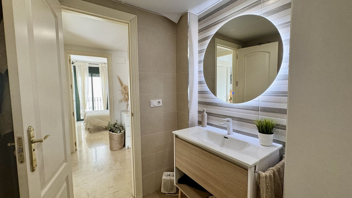 4 Bed Townhouse for sale in Arroyo De La Miel Costa Del Sol, Málaga, Spain