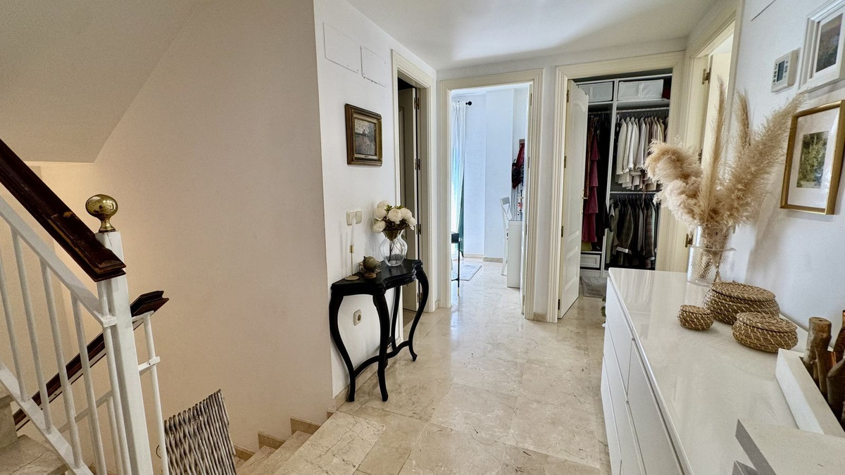 4 Bed Townhouse for sale in Arroyo De La Miel Costa Del Sol, Málaga, Spain