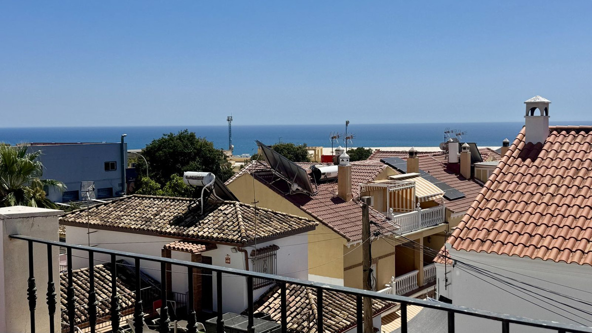 4 Bed Townhouse for sale in Arroyo De La Miel Costa Del Sol, Málaga, Spain
