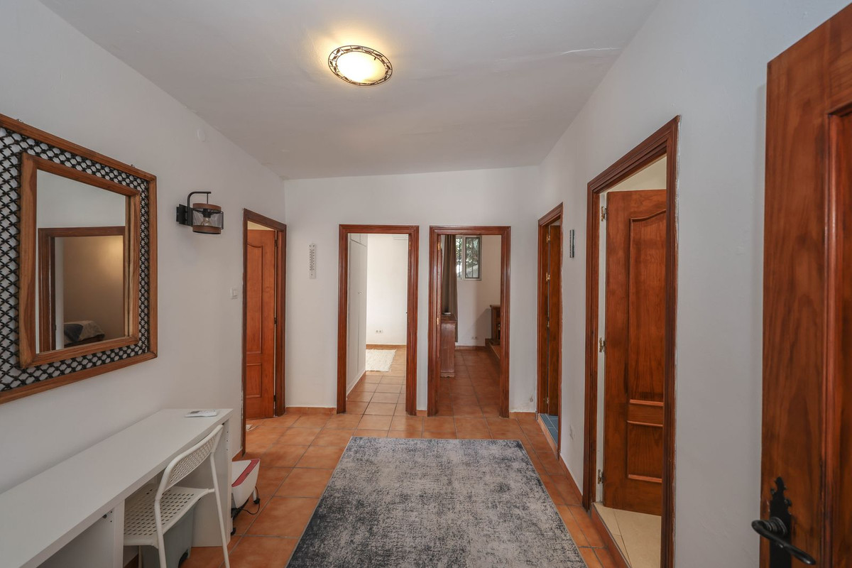 3 Bed Townhouse for sale in Tolox Costa Del Sol, Málaga, Spain