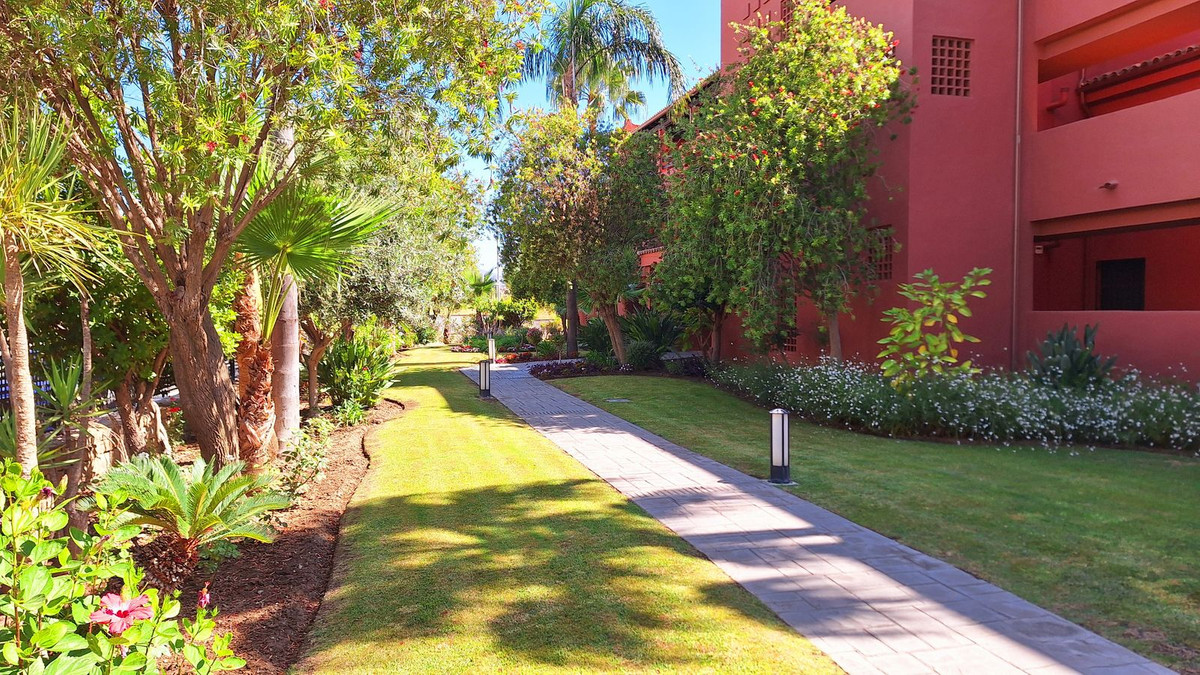 2 Bed Apartment for sale in Casares Playa Costa Del Sol, Málaga, Spain