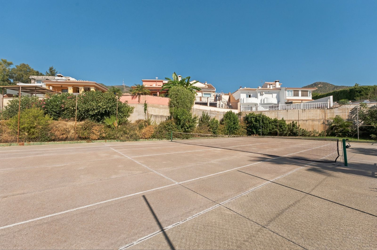 Se vende Pareada de 3 dormitorios en Costa Del Sol, Málaga, España