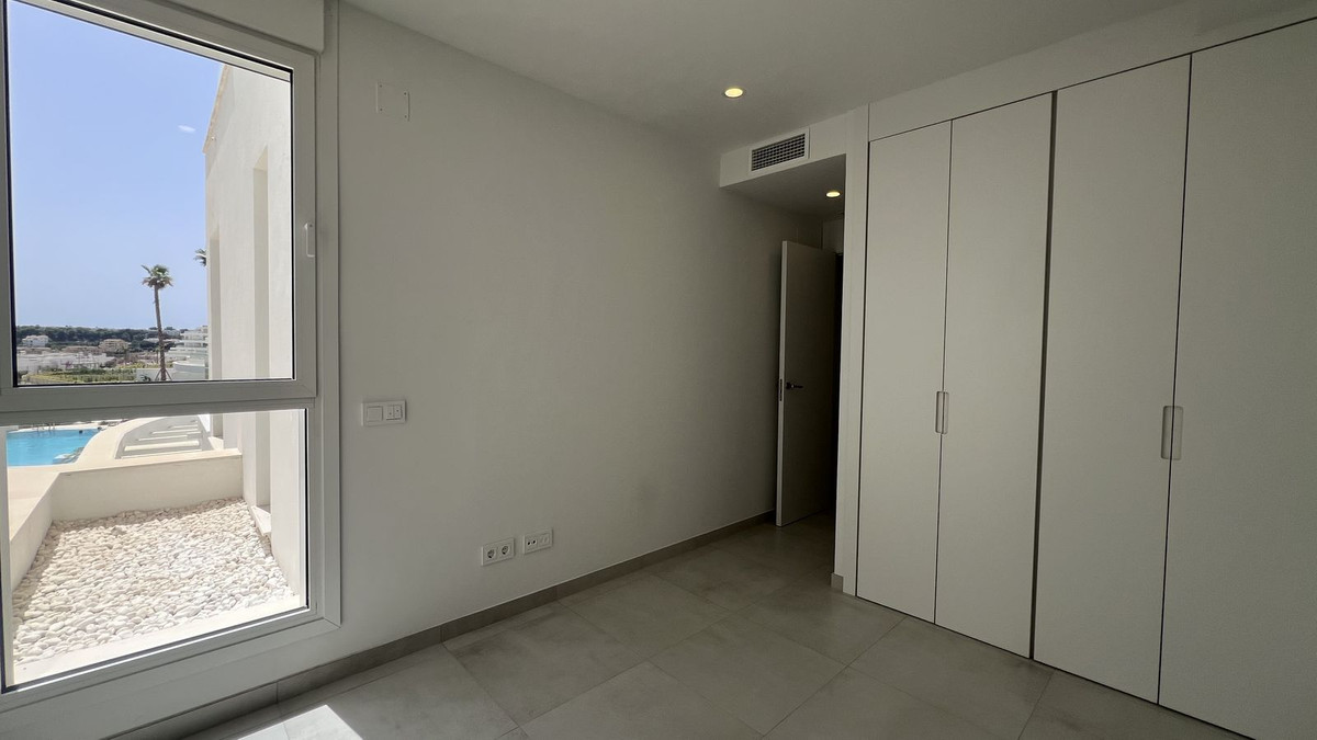 3 Bed Apartment for sale in La Cala De Mijas Costa Del Sol, Málaga, Spain
