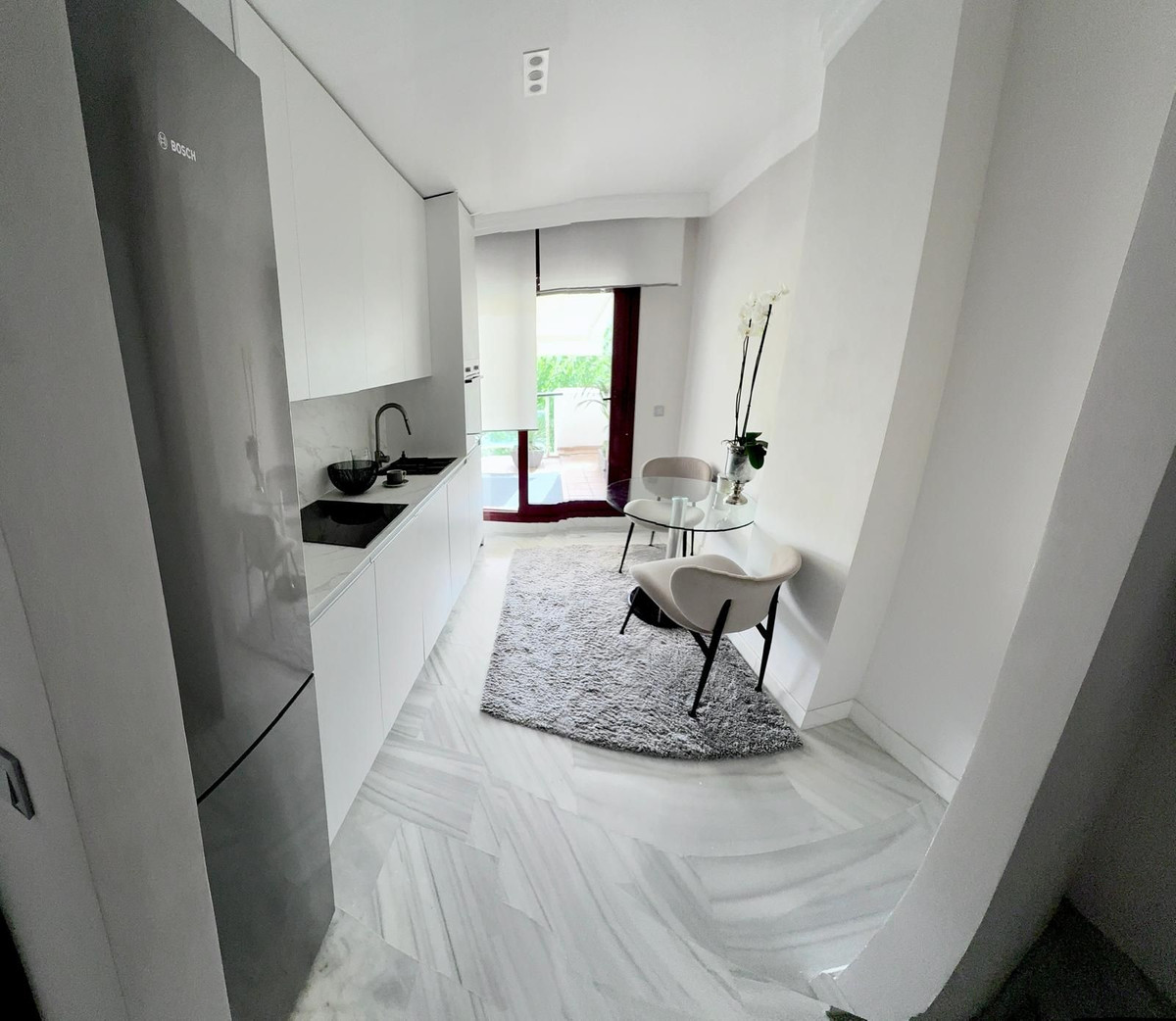 1 Bed Apartment for sale in Selwo Costa Del Sol, Málaga, Spain