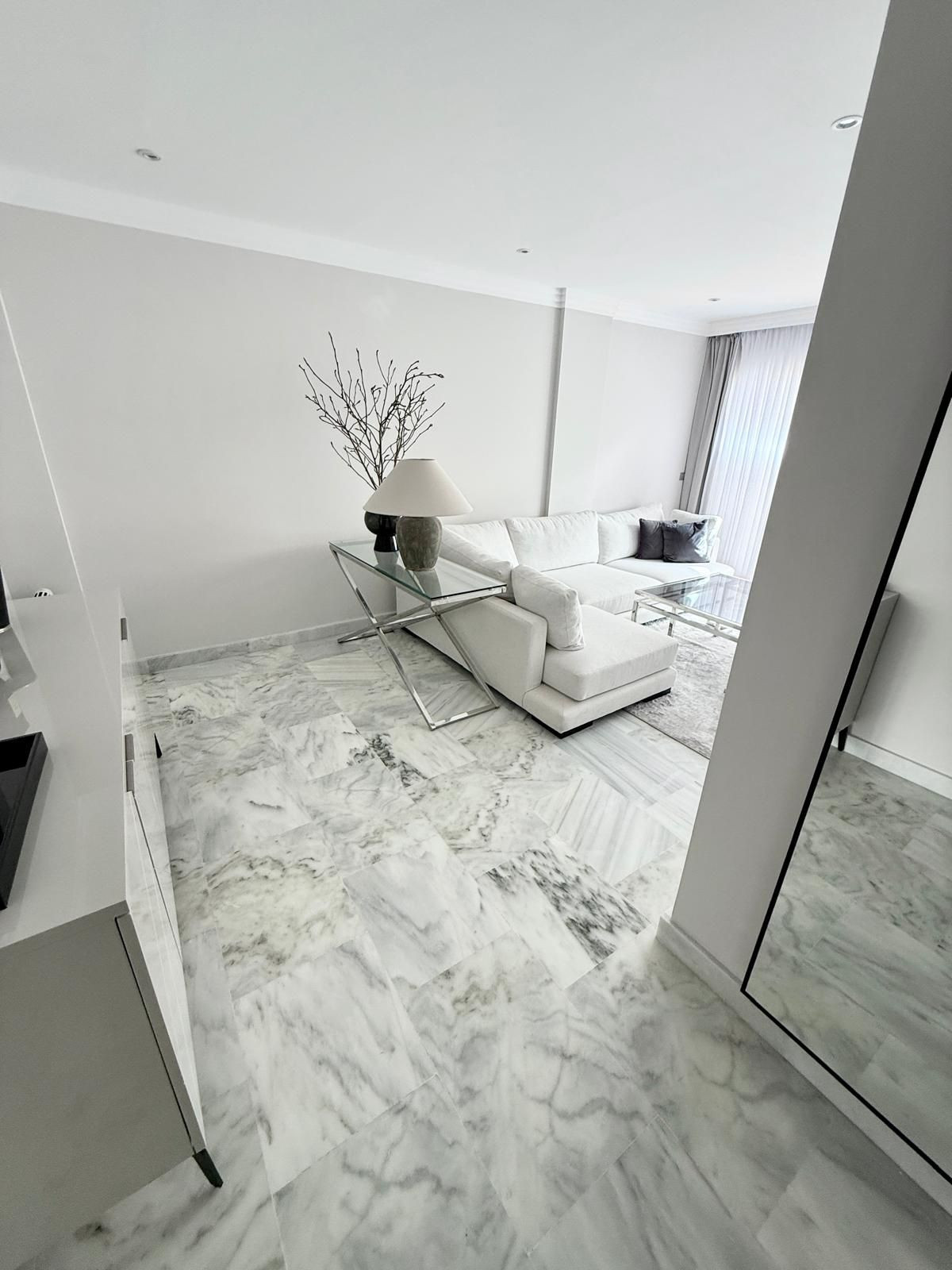 1 Bed Apartment for sale in Selwo Costa Del Sol, Málaga, Spain