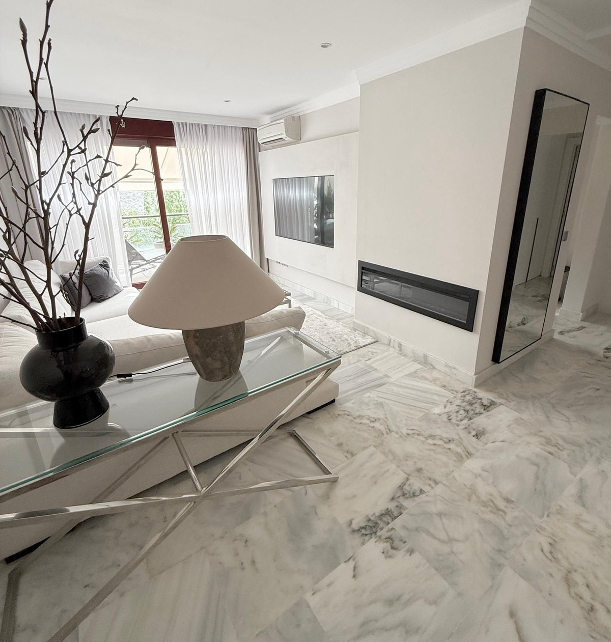1 Bed Apartment for sale in Selwo Costa Del Sol, Málaga, Spain