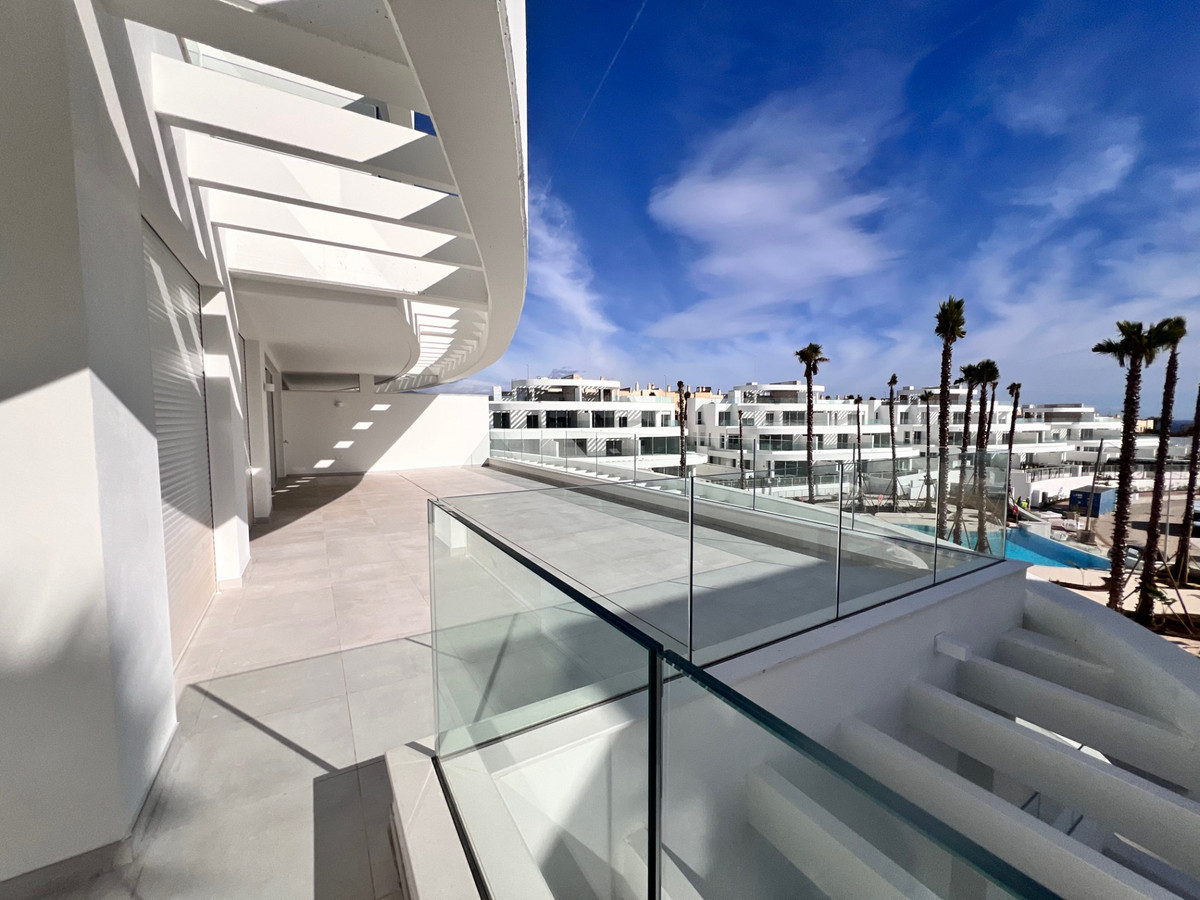 Se vende Apartamento Planta Media de 3 dormitorios en Costa Del Sol, Málaga, España