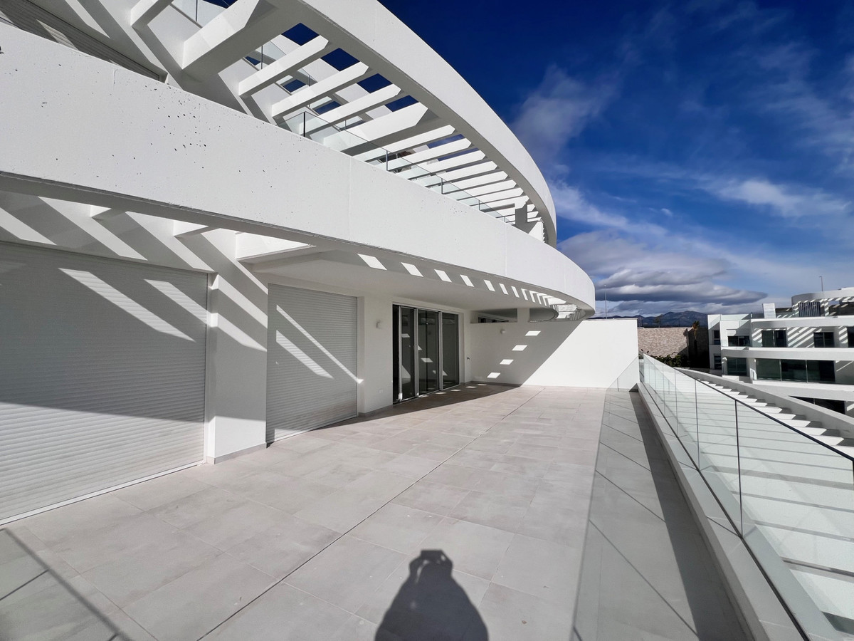 Se vende Apartamento Planta Media de 3 dormitorios en Costa Del Sol, Málaga, España