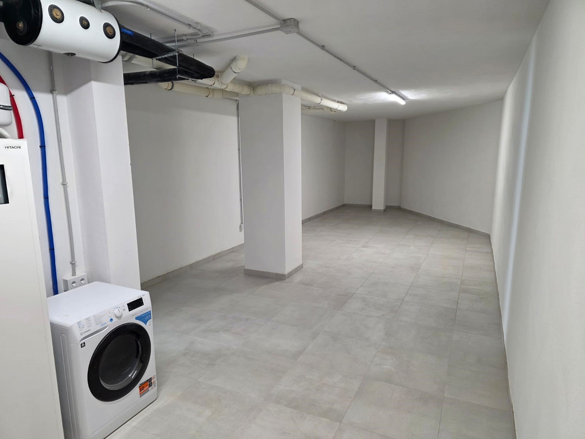 Se vende Apartamento Planta Media de 3 dormitorios en Costa Del Sol, Málaga, España