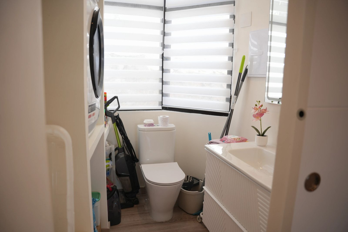 4 Bed Townhouse for sale in Benalmadena Costa Costa Del Sol, Málaga, Spain