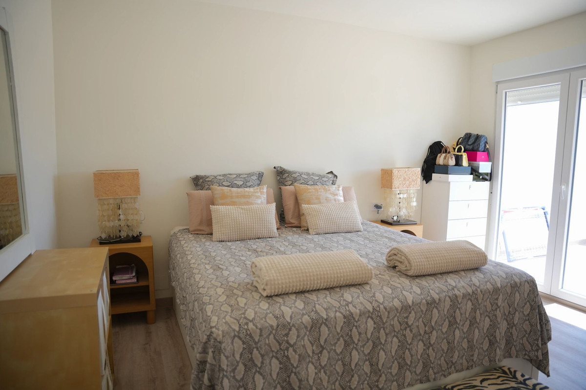 4 Bed Townhouse for sale in Benalmadena Costa Costa Del Sol, Málaga, Spain