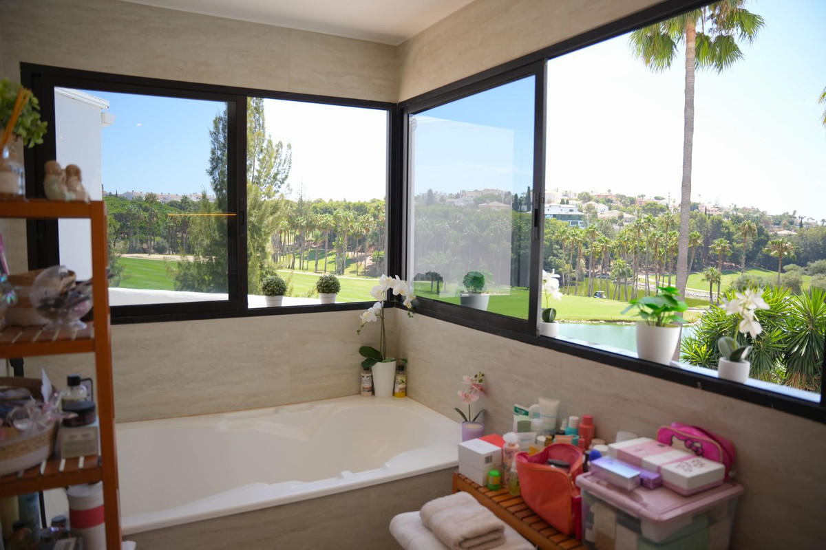 4 Bed Townhouse for sale in Benalmadena Costa Costa Del Sol, Málaga, Spain