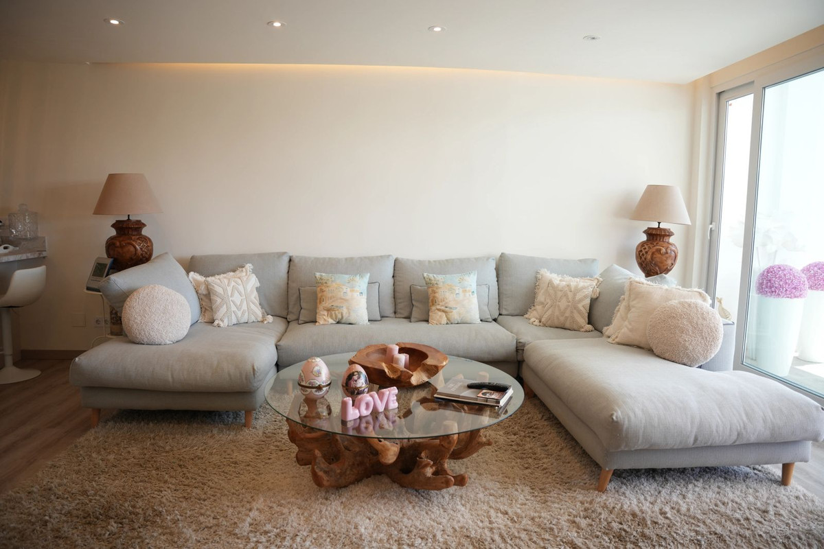 4 Bed Townhouse for sale in Benalmadena Costa Costa Del Sol, Málaga, Spain
