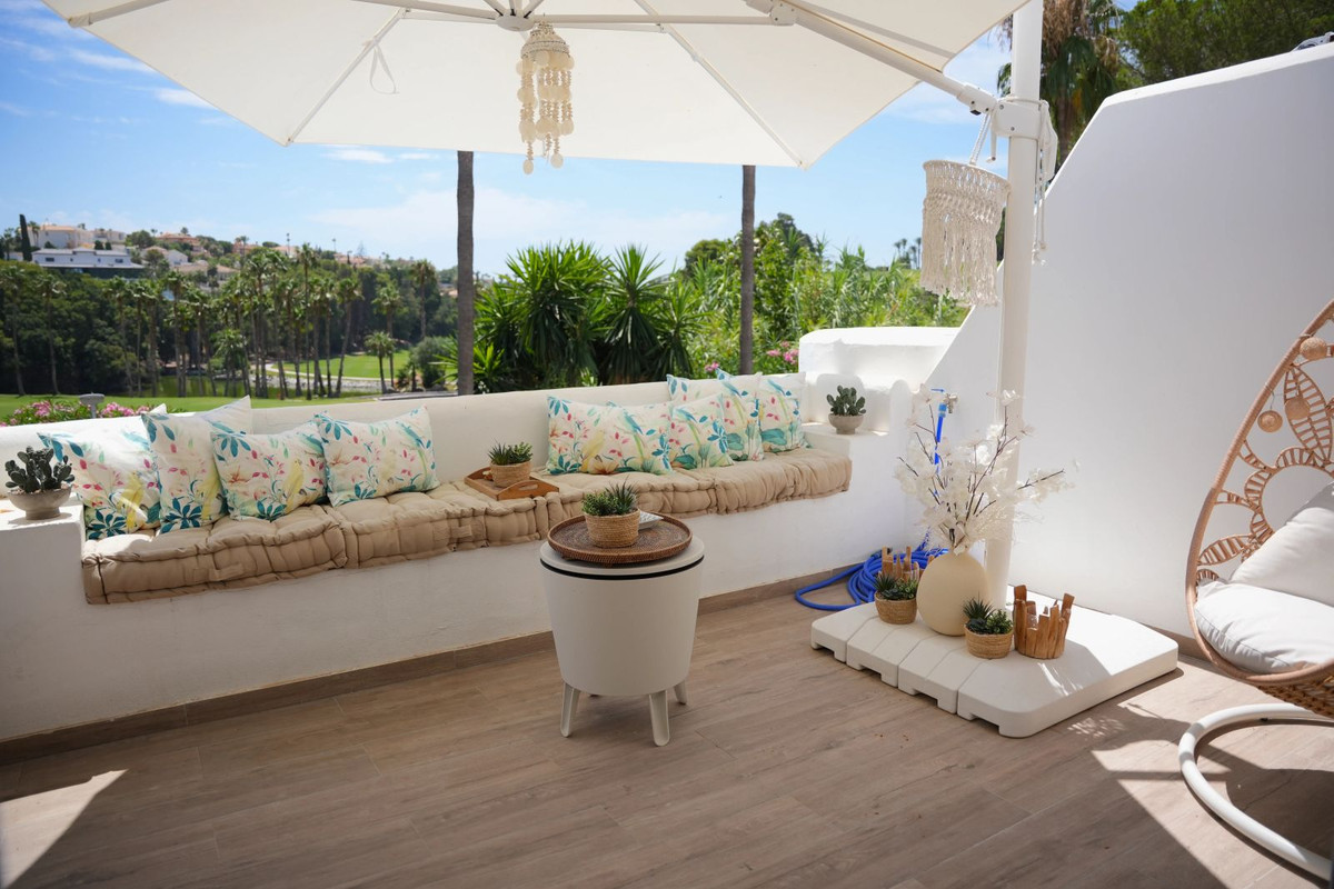 4 Bed Townhouse for sale in Benalmadena Costa Costa Del Sol, Málaga, Spain