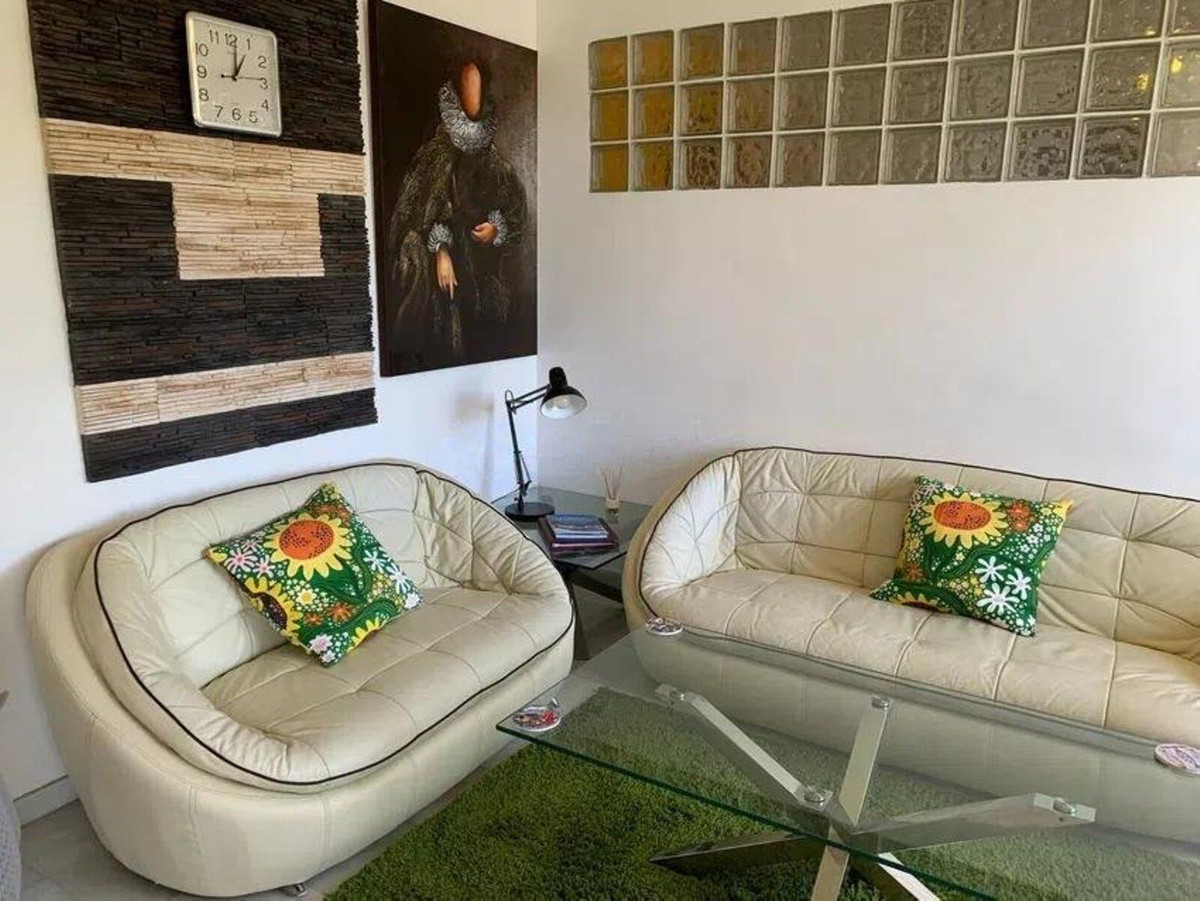 2 Bed Apartment for sale in Calahonda Costa Del Sol, Málaga, Spain