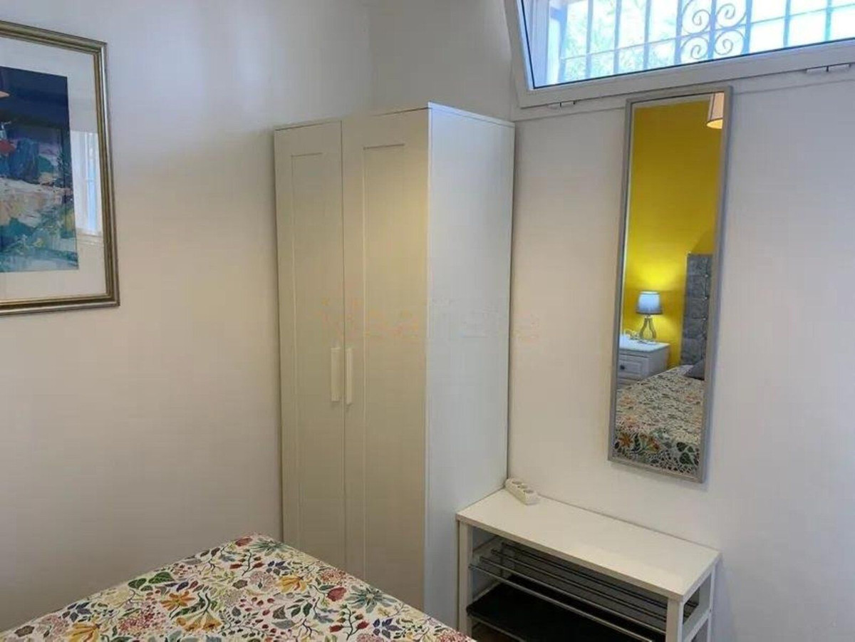 2 Bed Apartment for sale in Calahonda Costa Del Sol, Málaga, Spain