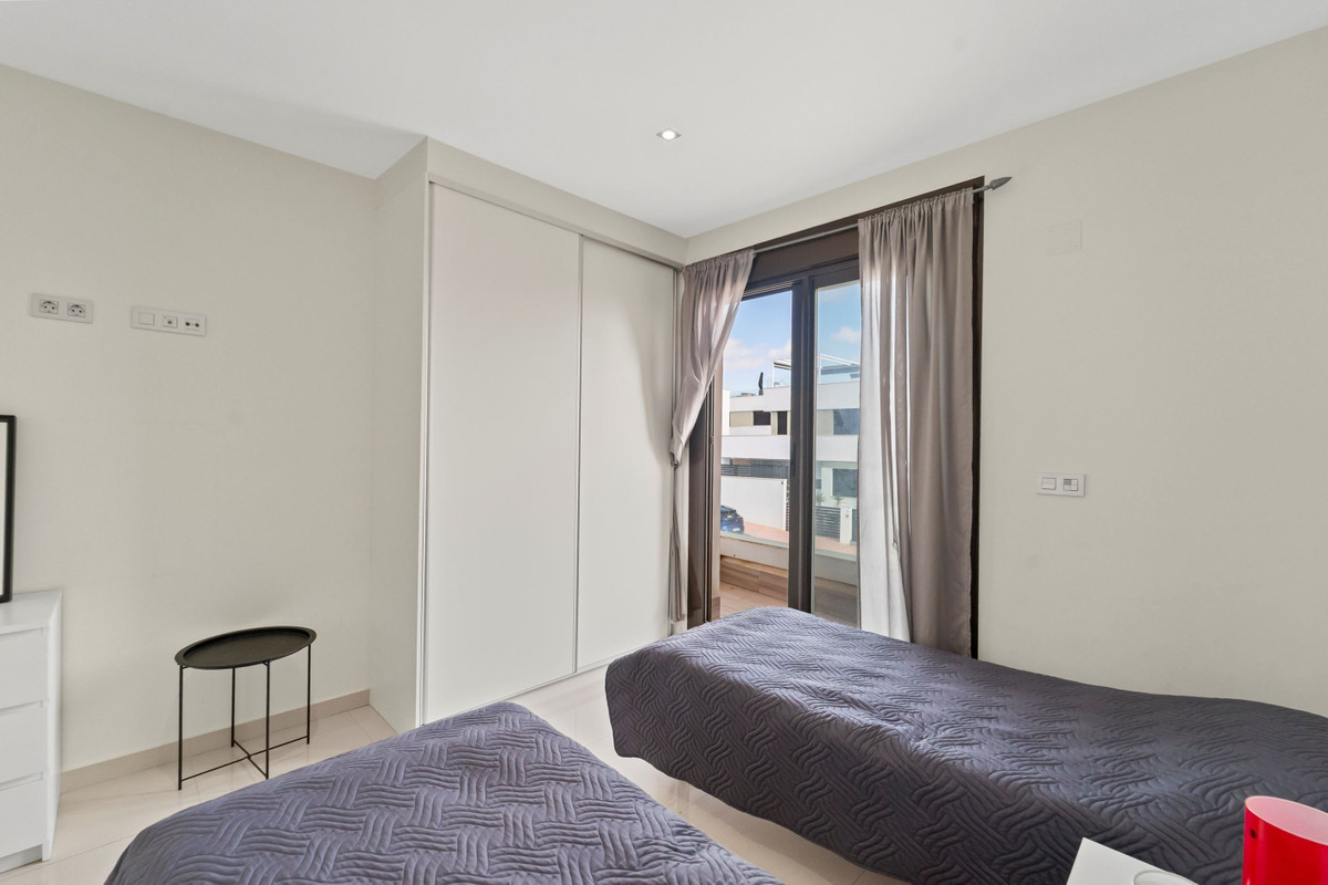2 Bed Townhouse for sale in Villamartin Costa Blanca, Alicante, Spain