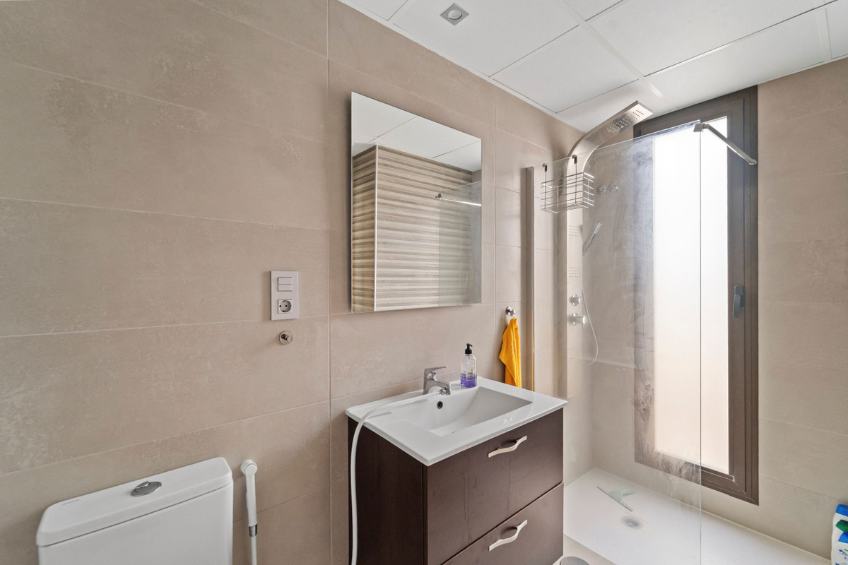 2 Bed Townhouse for sale in Villamartin Costa Blanca, Alicante, Spain