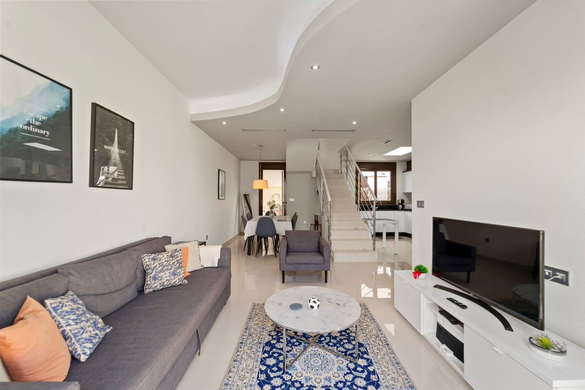 2 Bed Townhouse for sale in Villamartin Costa Blanca, Alicante, Spain