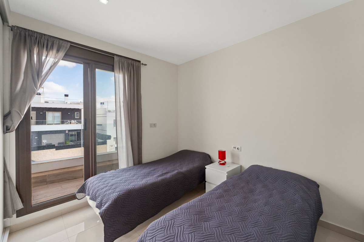 2 Bed Townhouse for sale in Villamartin Costa Blanca, Alicante, Spain