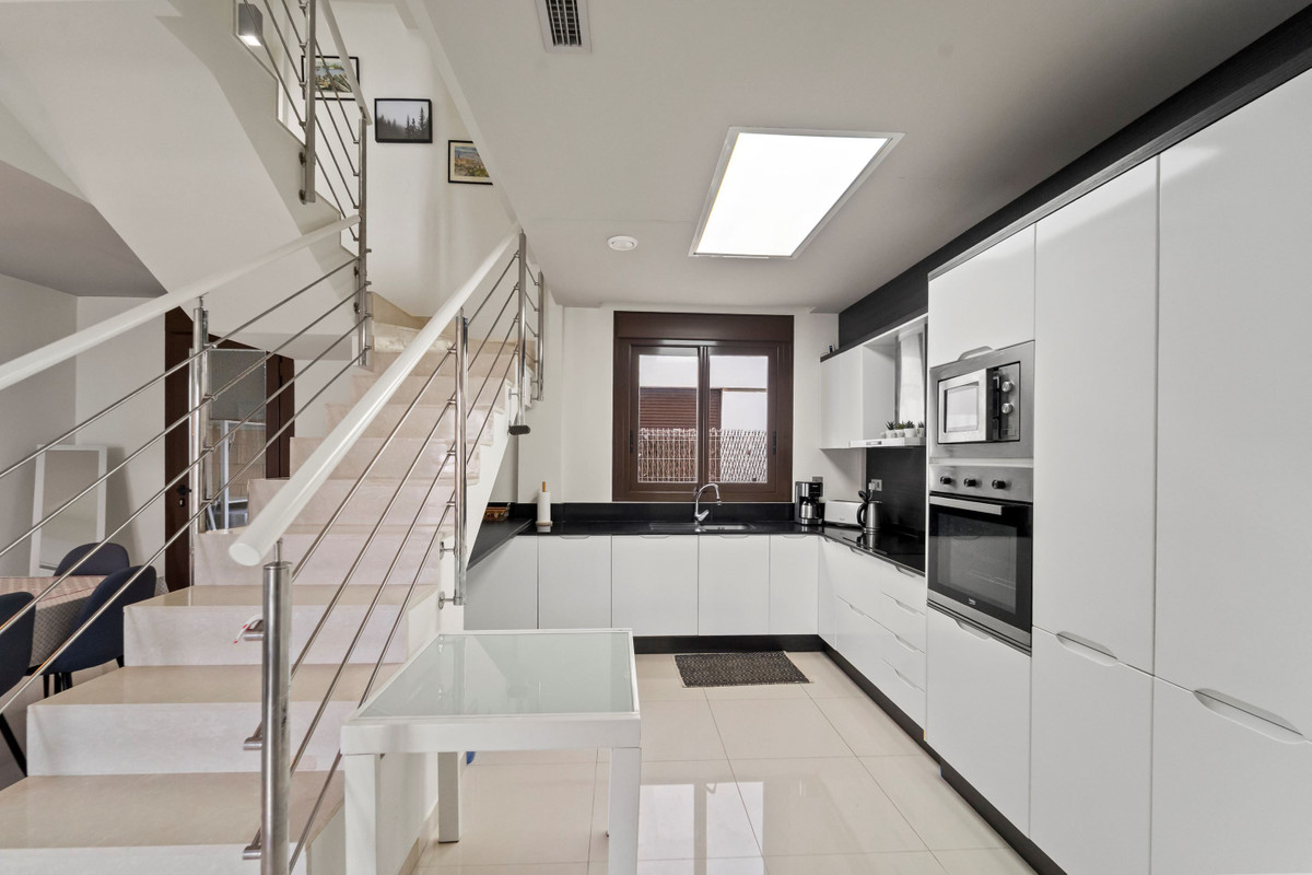 2 Bed Townhouse for sale in Villamartin Costa Blanca, Alicante, Spain