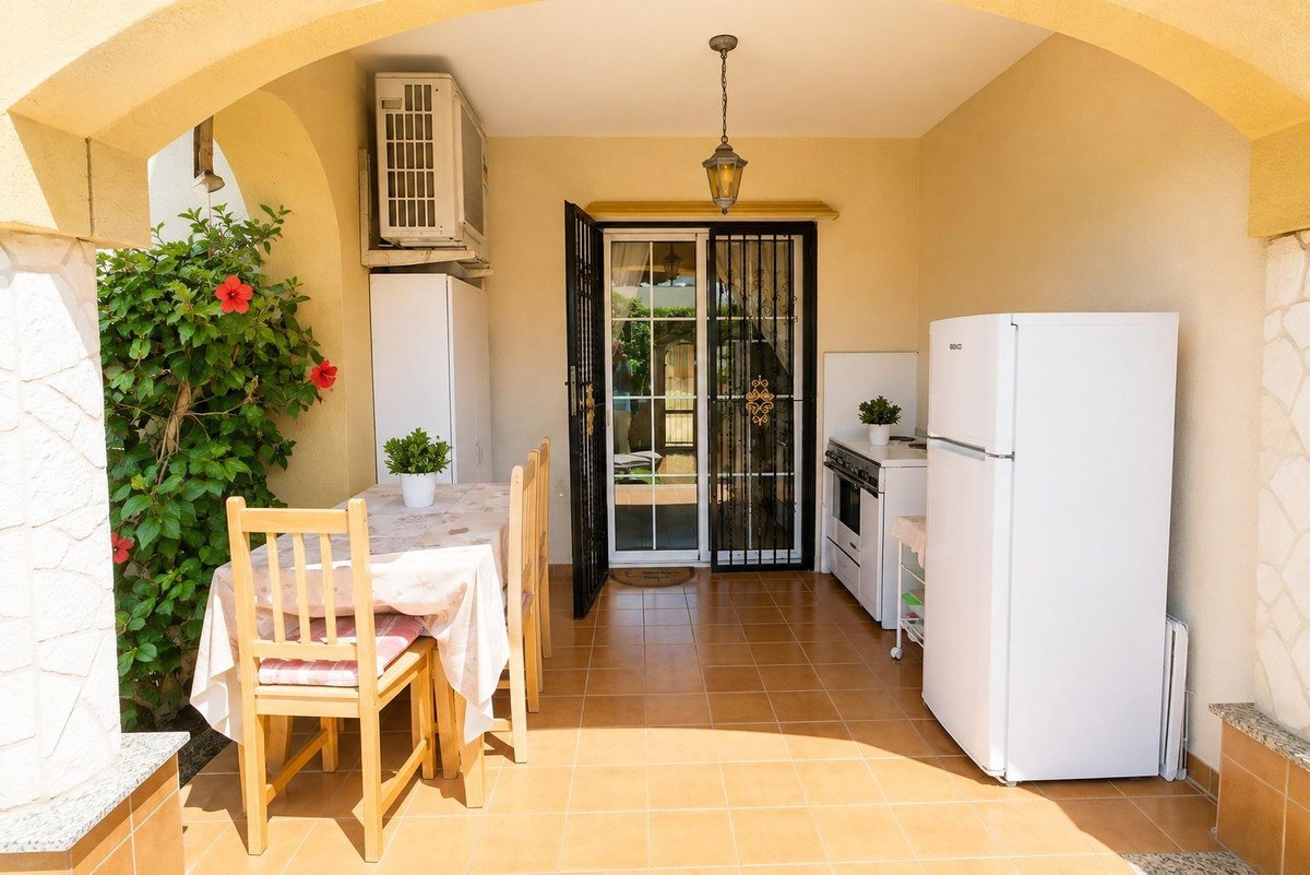 2 Bed Apartment for sale in Lomas De Cabo Roig Costa Blanca, Alicante, Spain