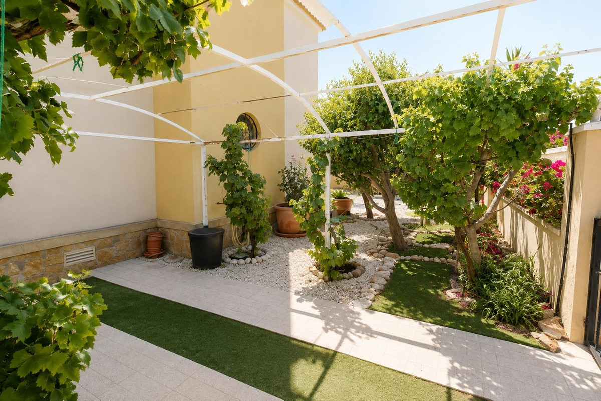 2 Bed Apartment for sale in Lomas De Cabo Roig Costa Blanca, Alicante, Spain