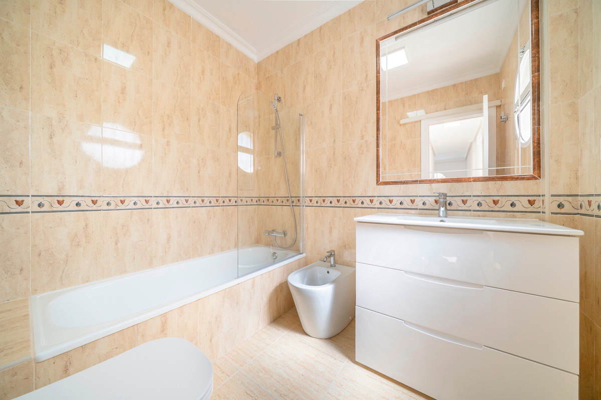4 Bed Townhouse for sale in Orihuela Costa Costa Blanca, Alicante, Spain