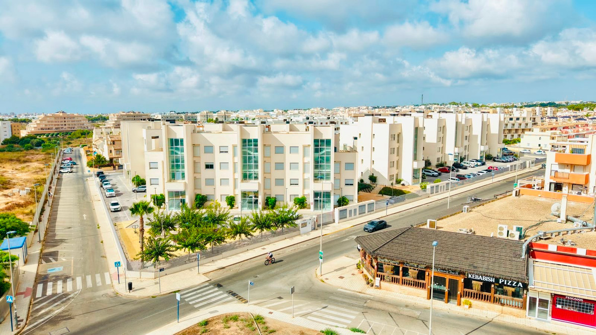 2 Bed Apartment for sale in Orihuela Costa Costa Blanca, Alicante, Spain