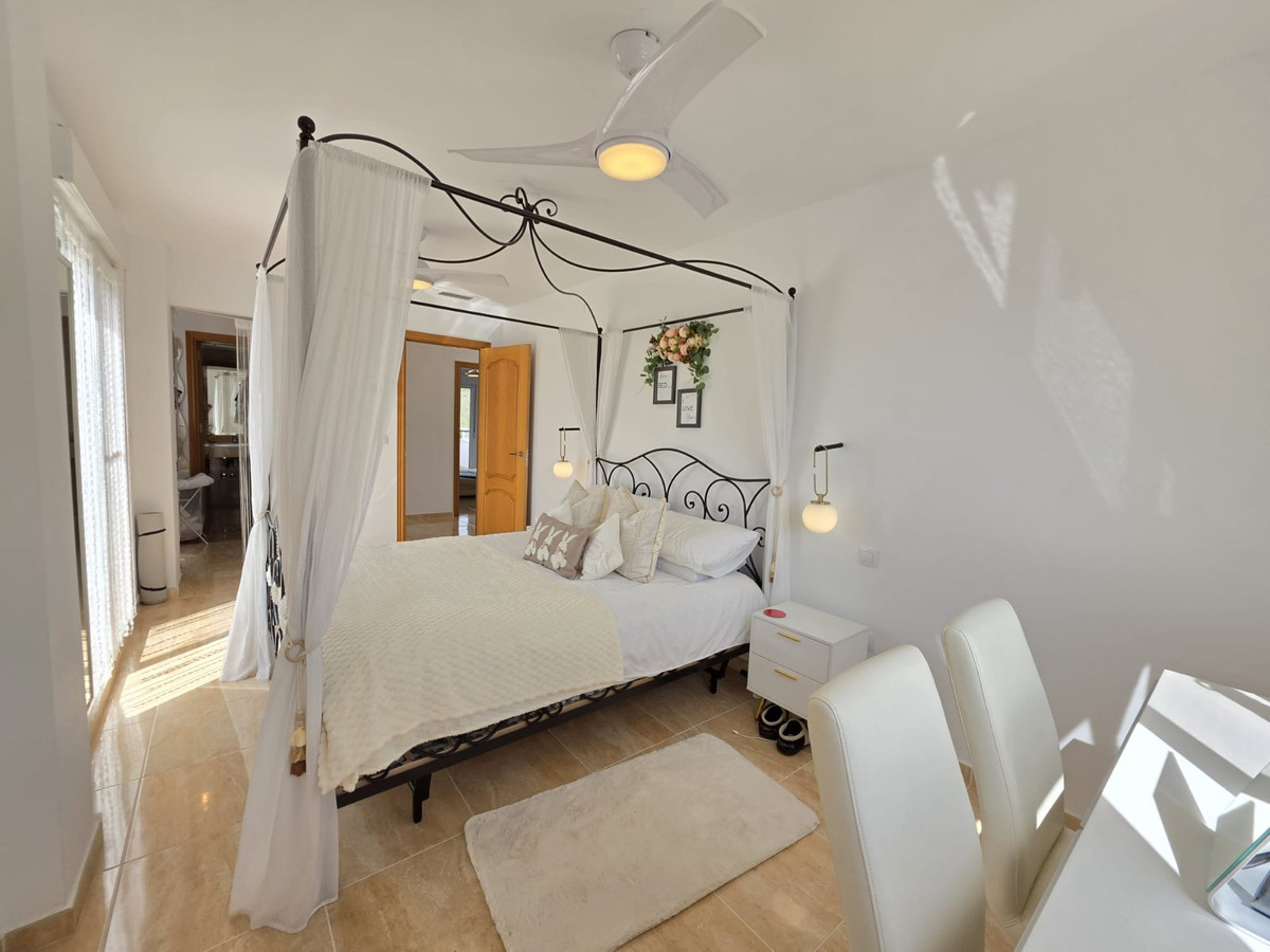 3 Bed Townhouse for sale in Lel Costa Blanca, Alicante, Spain