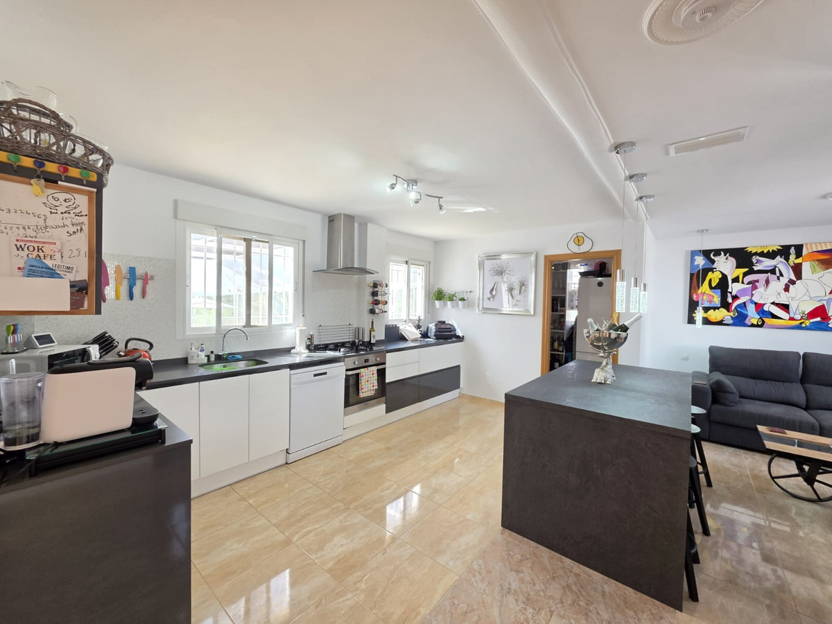 3 Bed Townhouse for sale in Lel Costa Blanca, Alicante, Spain