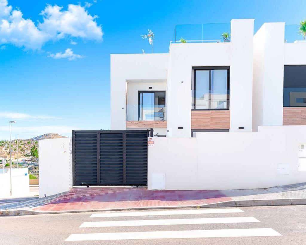 4 Bed Townhouse for sale in Benijofar Costa Blanca, Alicante, Spain