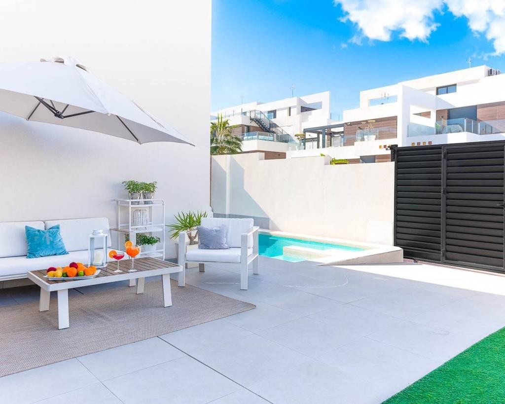 4 Bed Townhouse for sale in Benijofar Costa Blanca, Alicante, Spain