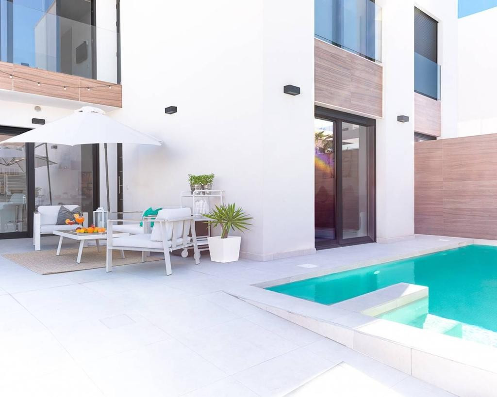 4 Bed Townhouse for sale in Benijofar Costa Blanca, Alicante, Spain