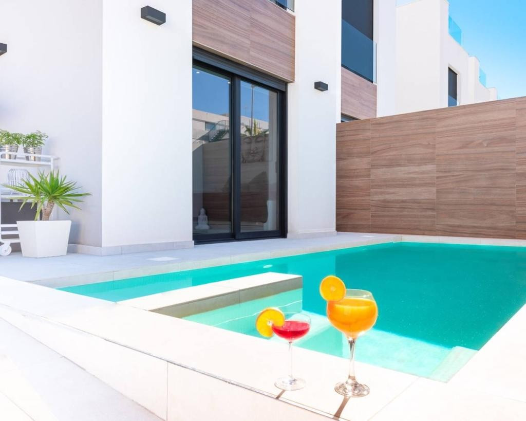 4 Bed Townhouse for sale in Benijofar Costa Blanca, Alicante, Spain