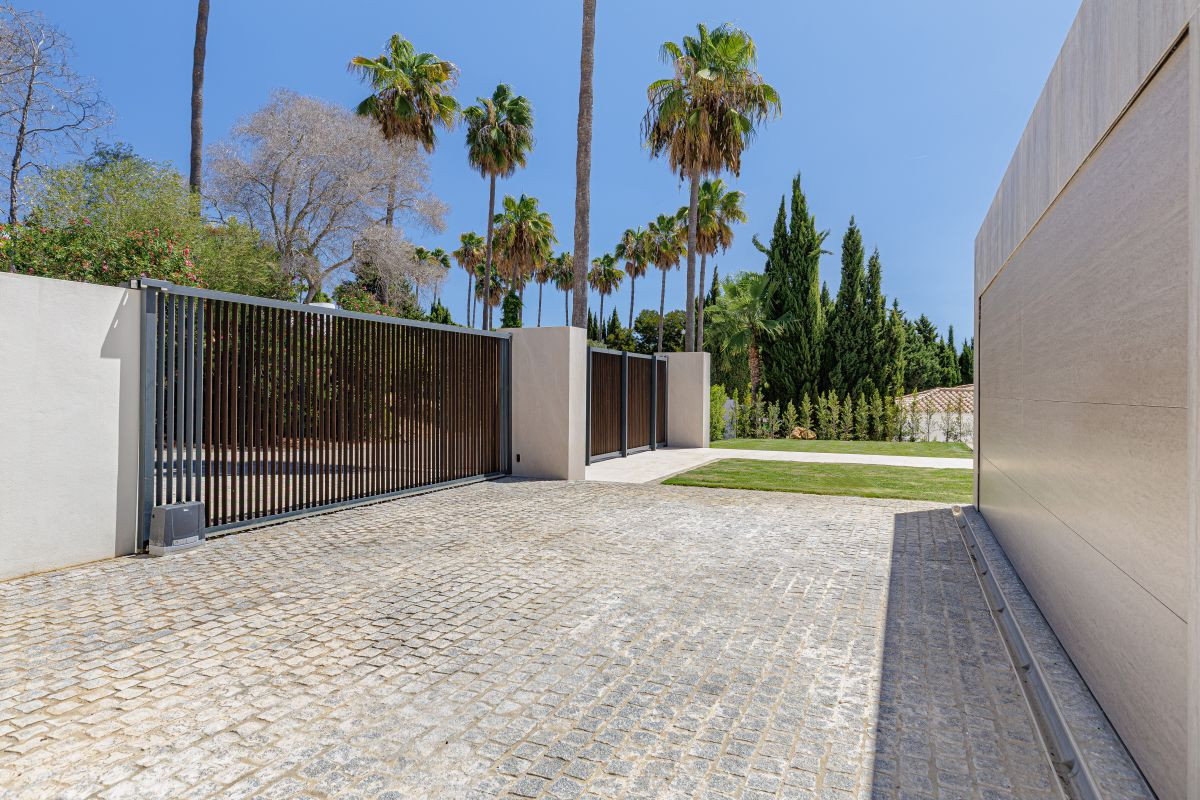 4 Bed Townhouse for sale in Sotogrande Alto Costa Del Sol, Cádiz, Spain