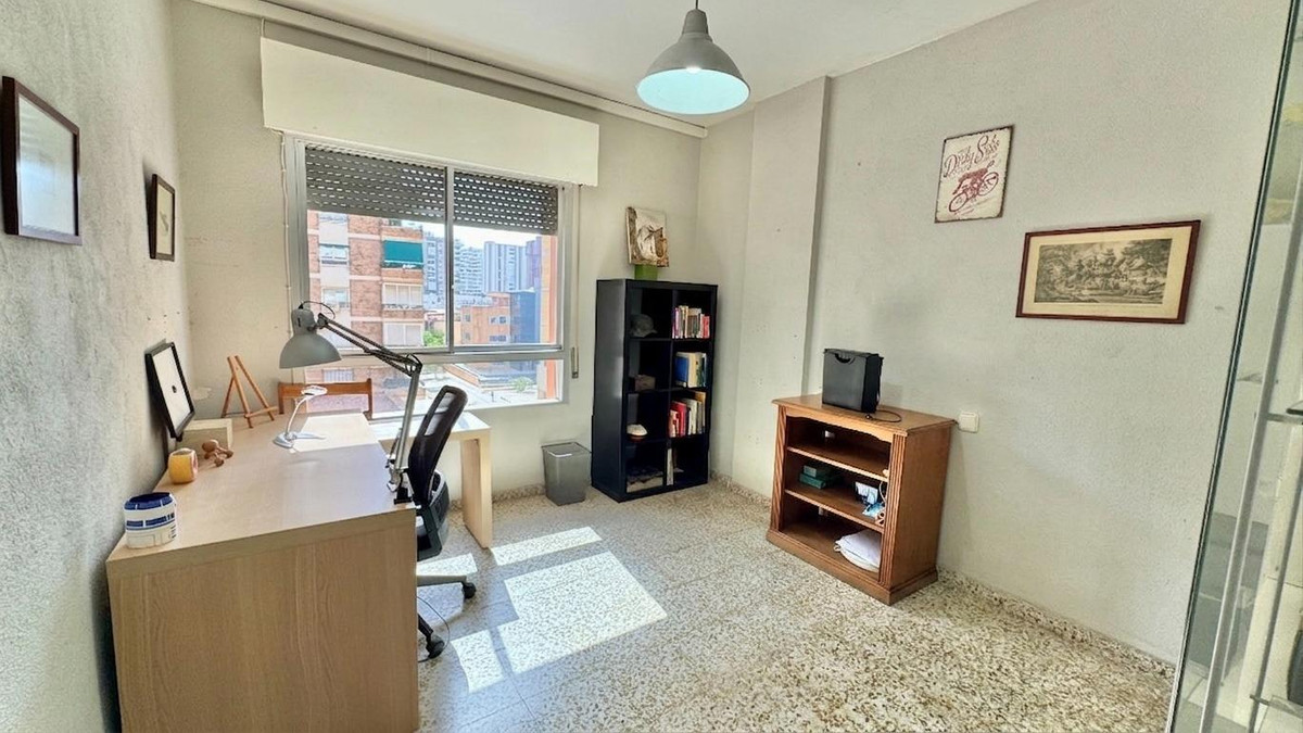 Se vende Apartamento Planta Media de 4 dormitorios en Costa Del Sol, Málaga, España
