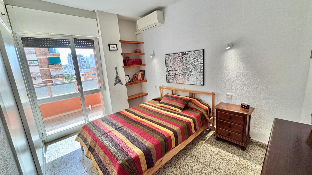 Se vende Apartamento Planta Media de 4 dormitorios en Costa Del Sol, Málaga, España