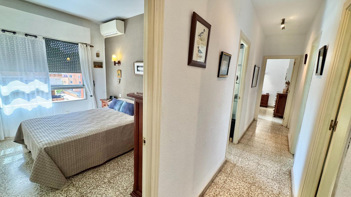 Se vende Apartamento Planta Media de 4 dormitorios en Costa Del Sol, Málaga, España