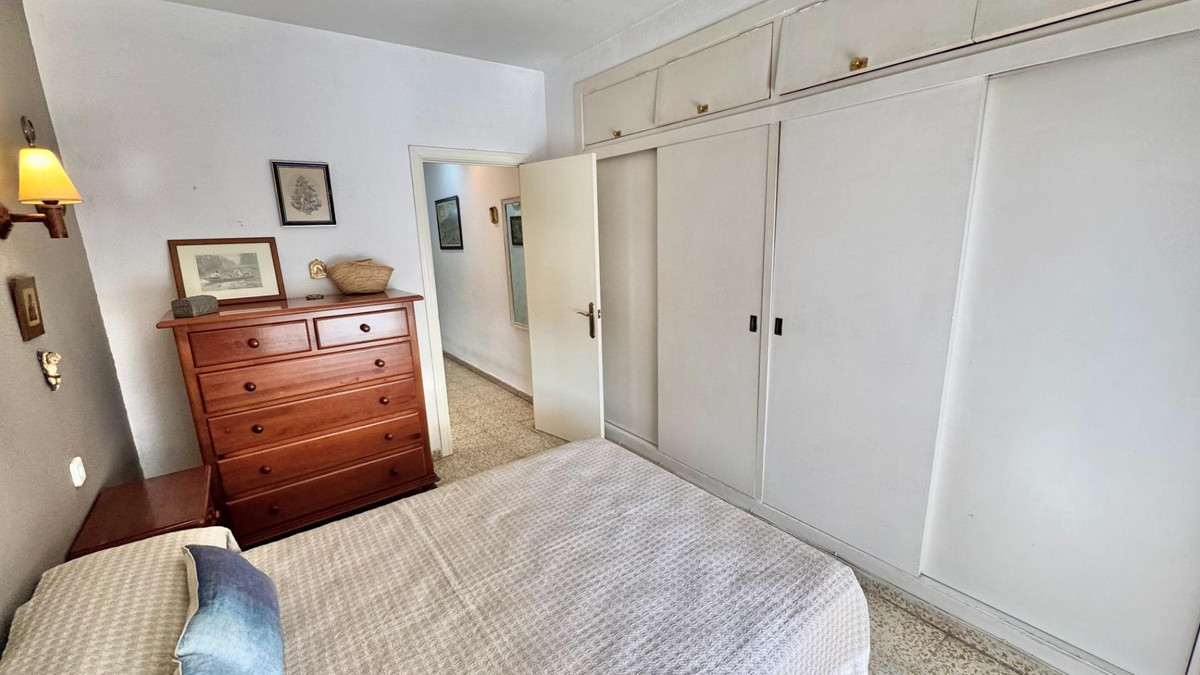 Se vende Apartamento Planta Media de 4 dormitorios en Costa Del Sol, Málaga, España