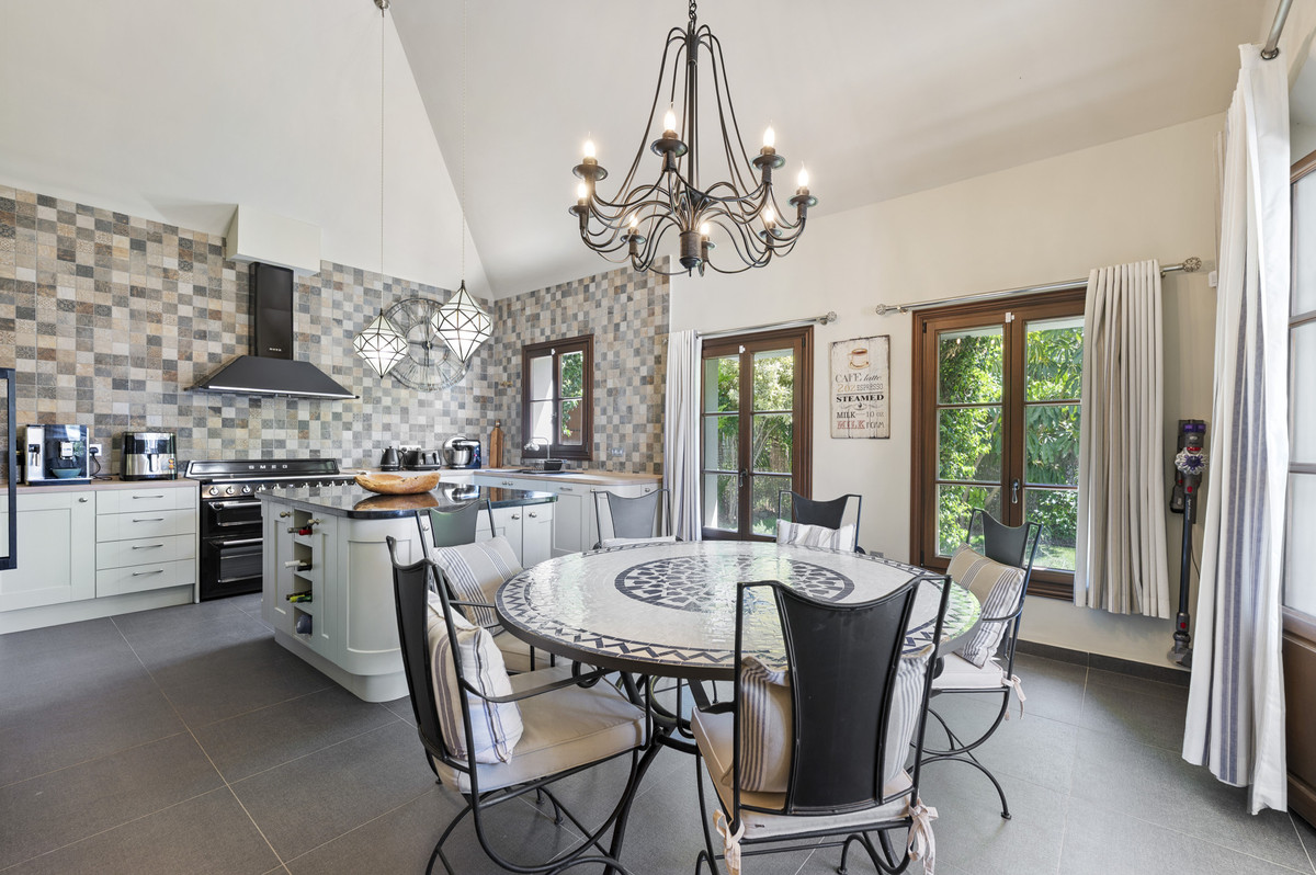 4 Bed Townhouse for sale in Estepona Costa Del Sol, Málaga, Spain