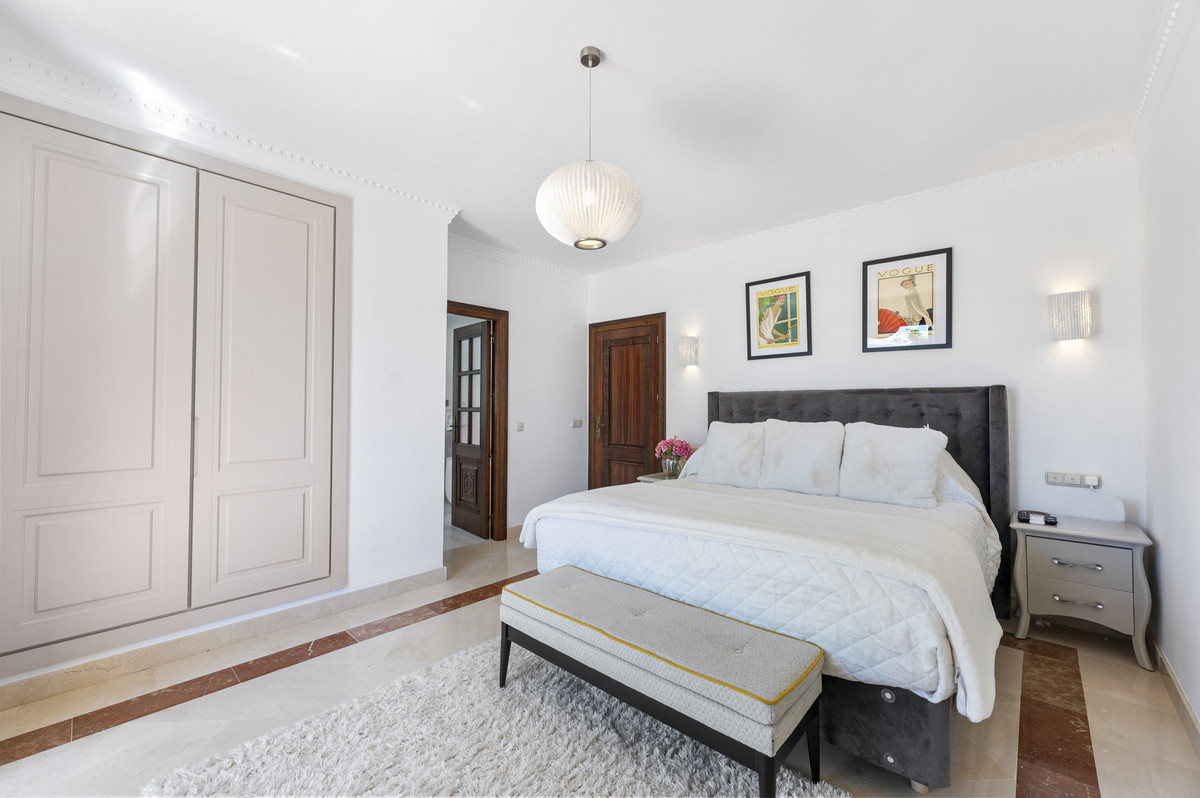 4 Bed Townhouse for sale in Estepona Costa Del Sol, Málaga, Spain