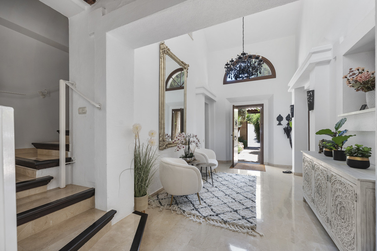 4 Bed Townhouse for sale in Estepona Costa Del Sol, Málaga, Spain