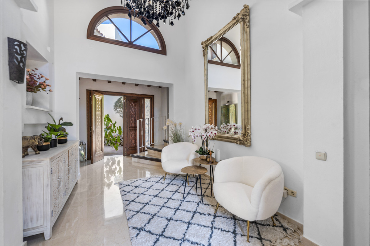 4 Bed Townhouse for sale in Estepona Costa Del Sol, Málaga, Spain