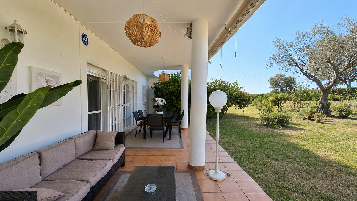 2 Bed Apartment for sale in Estepona Costa Del Sol, Málaga, Spain