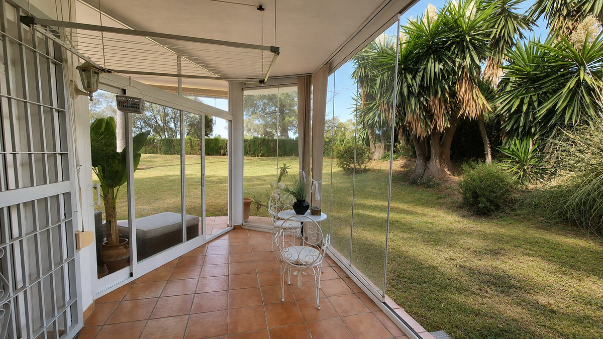 2 Bed Apartment for sale in Estepona Costa Del Sol, Málaga, Spain
