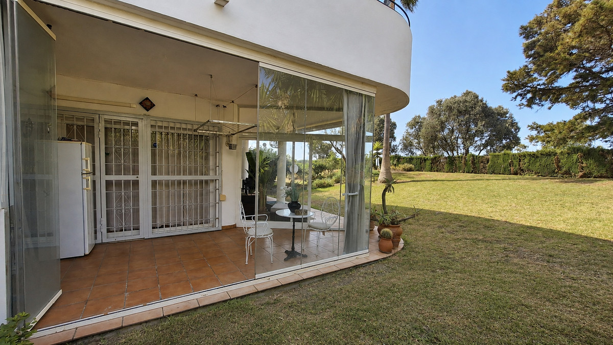 2 Bed Apartment for sale in Estepona Costa Del Sol, Málaga, Spain