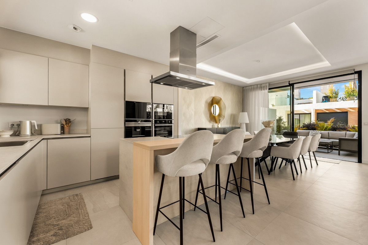 5 Bed Townhouse for sale in Río Real Costa Del Sol, Málaga, Spain