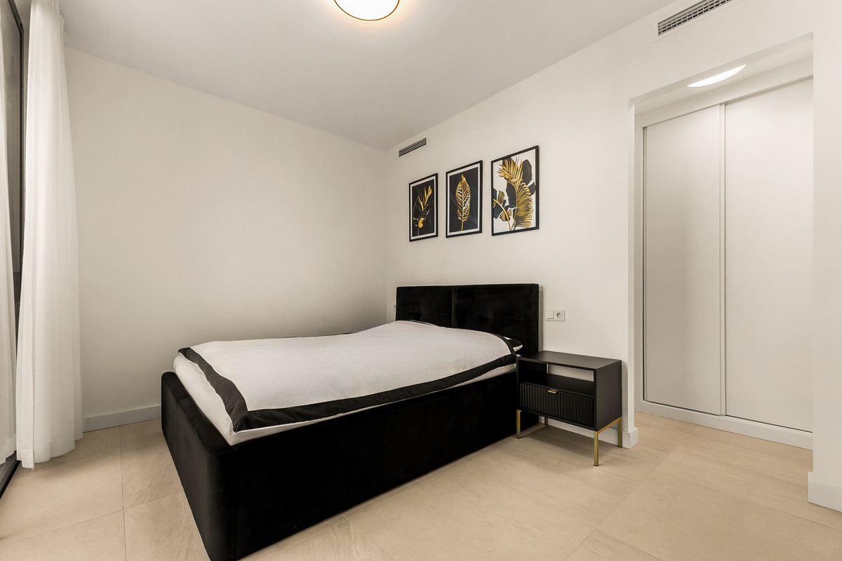 5 Bed Townhouse for sale in Río Real Costa Del Sol, Málaga, Spain