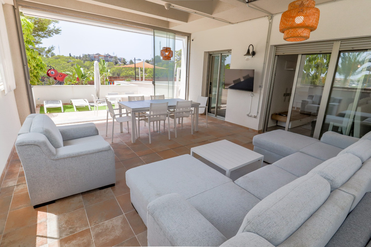 Se vende Apartamento Planta Baja de 2 dormitorios en Costa Blanca, Alicante, España